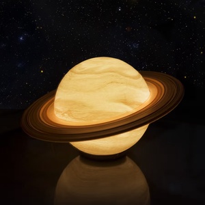 �� Lampă decorativă Saturn � lumină ambientală � decor cosmic  �� - casă & stil de viață - lămpi și corpuri de iluminat - lampă de ambianță - Artynos.ro