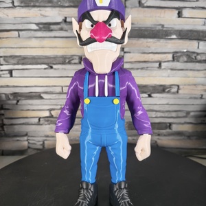 Figurina Waluigi Urban Vibes � Art Toy Premium, Decor Modern, Cadou pentru Copii - Artynos.ro