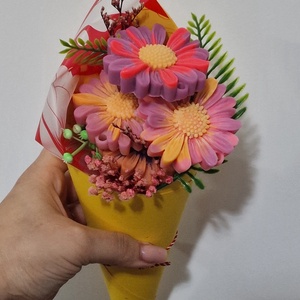 Buchet margarete - bijuterii - mărțișor - Artynos.ro