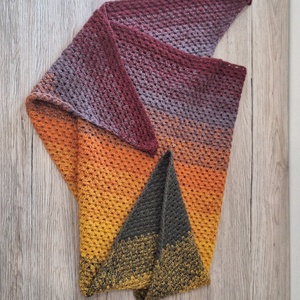 Șal croșetat cu peisaj de toamnă - îmbrăcăminte și modă - eșarfe, pălării, fularuri - șaluri - Artynos.ro