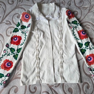Bluz si poale Bihor - îmbrăcăminte și modă - haine damă - blazer și costum - Artynos.ro