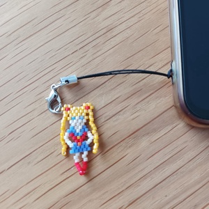 Accesoriu telefon Sailormoon  - Artynos.ro