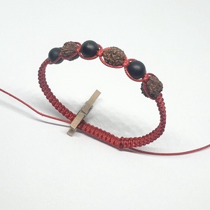 Forta si Traditie, Bijuterii, Bratari, Bratari din pietre semipretioase, Confectionarea bijuteriilor, ARTYNOS