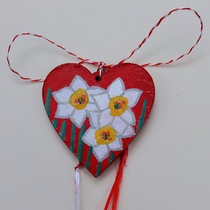 Mărțișor Handmade Pandantiv Narcise Albe Pictat cu Acrilic pe Lemn - bijuterii - mărțișor - Artynos.ro