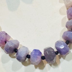 SET VIOLET GLOW-lucrat manual din agate,hematit,inox,accesorii placate cu argint - bijuterii - seturi de bijuterii - Artynos.ro