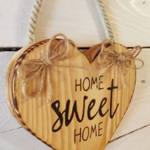 Home sweet home placă de lemn în formă de inimă -  - Artynos.ro