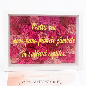 Ramă decorativă cu flori 3D din hârtie cartonată � personalizată după dorința ta - arte vizuale și accesorii  - imagini cu broderii - alte tablouri textil - Artynos.ro
