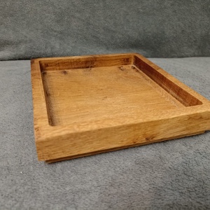 Tavita din lem masiv de stejar prelucrata la CNC - casă & stil de viață - accesorii pentru echipamente de bucătărie - accesorii de servire - boluri și farfurii din lemn, bol de servire - Artynos.ro