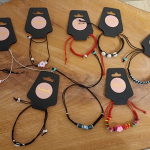 Bratari lucrate manual - bijuterii - brățări - brățări împletite - Artynos.ro