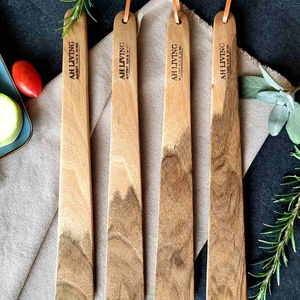 Spatula  din Nuc european, Casa & Stil de viata, Echipamente de bucatarie, Accesorii de gatit, Tocatoare, Prelucrarea lemnului, ARTYNOS