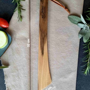 Spatula unghiulară din Nuc european - casă & stil de viață - echipamente de bucătărie - accesorii de gătit - tocătoare - Artynos.ro