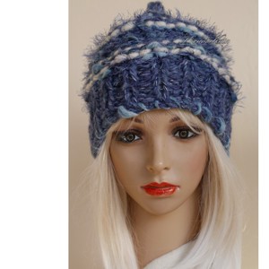 LUCA-SAPI / albastru - Șapcă din lână cu design boem tricotat manual - îmbrăcăminte și modă - eșarfe, pălării, fularuri - căciulă - Artynos.ro