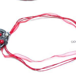 Brosa colier cu perle corai - bijuterii - coliere - coliere de perle - Artynos.ro