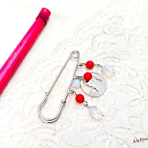 Brosa de Craciun cu coral rosu si opalit - Artynos.ro