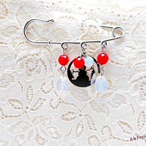 Brosa de Craciun cu coral rosu si opalit - bijuterii - broșe - Artynos.ro