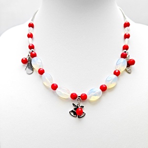 Colier de Craciun cu coral rosu si opalit - bijuterii - coliere - coliere din pietre semiprețioase - Artynos.ro