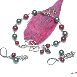 Cercei cu perle verzi si bordo - bijuterii - cercei - cercei lungi - Artynos.ro