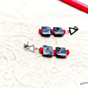 Cercei de iarna cu coral rosu si larvikit - bijuterii - cercei - cercei lungi - Artynos.ro