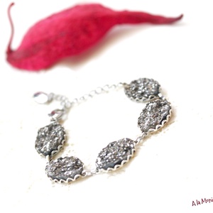 Bratara cu druzy gri argintiu - Artynos.ro