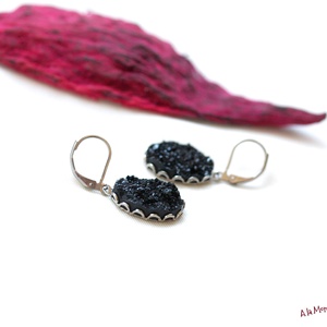 Cercei cu druzy negru - Artynos.ro