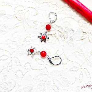 Cercei de iarna cu flori visinii - bijuterii - cercei - cercei lungi - Artynos.ro