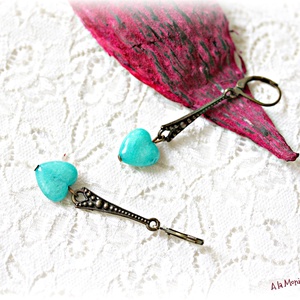 Cercei cu inima verde - bijuterii - cercei - cercei din pietre semiprețioase - Artynos.ro