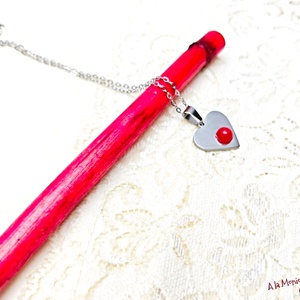 Colier cu inima de jad rosu - Artynos.ro