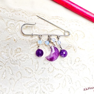 Brosa cu ametist opalit si semiluna - bijuterii - broșe - Artynos.ro