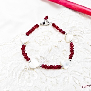 Bratara cu inimi de sidef si jad grena - bijuterii - brățări - brățări din pietre semiprețioase - Artynos.ro