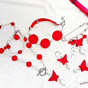Brosa cu cinabru si perle albe - bijuterii - mărțișor - Artynos.ro