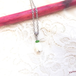 Colier cu sidef alb si jad verde - bijuterii - coliere - coliere cu pandative - Artynos.ro