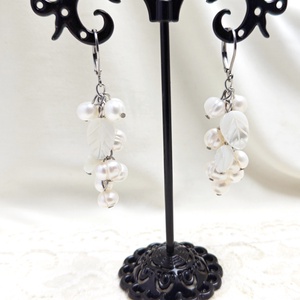 Cercei cu perle si frunze de sidef - bijuterii - cercei - cercei din pietre semiprețioase - Artynos.ro