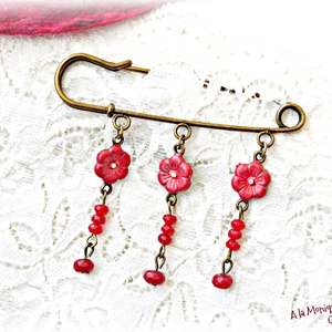 Brosa cu flori si jad corai - bijuterii - broșe - Artynos.ro