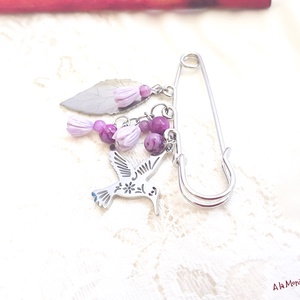 Brosa cu flori mov si agat - Artynos.ro