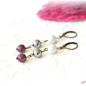 Cercei cu perle gri si bordo - Artynos.ro