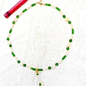 Colier cu cuart si jad galben - bijuterii - coliere - coliere din pietre semiprețioase - Artynos.ro