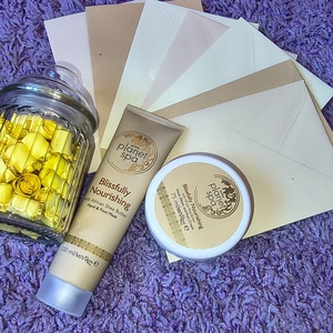  Cadou din suflet - set complet - 50 mesaje de icurajare, set de scrisori, 2 produse de ingrijire. - igienă și înfrumusețare - pachete cosmetice cadou - Artynos.ro
