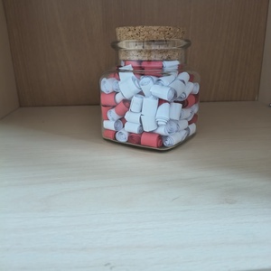 Borcan cu 70 mesaje de încurajare  - casă & stil de viață - decorațiuni de casă - decorațiuni de masă și rafturi - boluri decorative - Artynos.ro