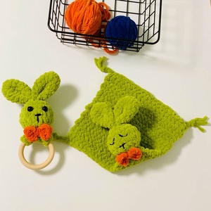 Set iepuraș verde  jucărie de dentiție și păturică de atașament handmade - jucării și echipamente pentru copii - jucării bebeluși - jucării de dentiție - Artynos.ro Set iepuraș verde  jucărie de dentiție și păturică de atașament handmade - jucării și echipamente pentru copii - jucării bebeluși - jucării de dentiție - Artynos.ro