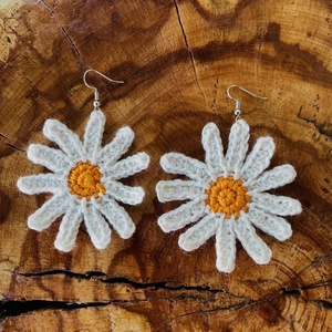 Cercei margarete crosetati  accesorii handmade din fir de bumbac - Artynos.ro