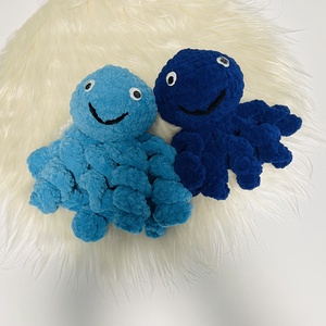 Caracatită albastru deschis - jucării și echipamente pentru copii - mașini mici, vehicule - tir de jucărie - Artynos.ro