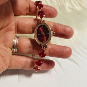 Ceas elegant - bijuterii - ceasuri și curele - ceasuri - Artynos.ro