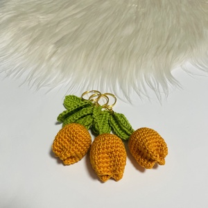 Breloc lalea - genți și portofele - accesorii genți - breloc - Artynos.ro