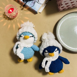 Pinguin croșetat handmade � mic, adorabil și plin de personalitate - jucării și echipamente pentru copii - cadouri baby shower - Artynos.ro