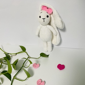 Iepuraș croșetat handmade � 27 cm - jucării și echipamente pentru copii - plușuri - iepure de pluș - Artynos.ro