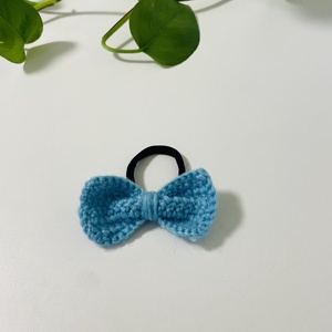 Elasticuri de par handmade – delicatete in tonuri pastel, Imbracaminte si moda, Accesorii par, Elastic de par, , Elasticuri de par decorate cu fundite crosetate manual, realizate cu atentie la fiecare detaliu si ..., ARTYNOS