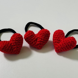 Elastic de păr handmade � detaliu cu inimă - îmbrăcăminte și modă - accesorii păr - elastic de păr - Artynos.ro