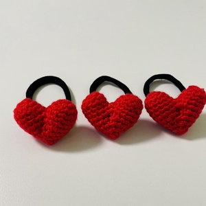 Elastic de păr handmade � detaliu cu inimă - îmbrăcăminte și modă - accesorii păr - elastic de păr - Artynos.ro