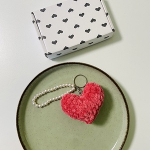 Breloc inimioara - genți și portofele - accesorii genți - breloc - Artynos.ro