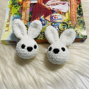 Breloc - iepuraș - genți și portofele - accesorii genți - breloc - Artynos.ro